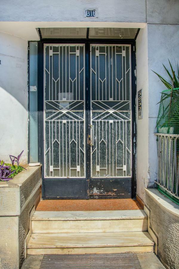 Fully Renovated And Relaxing Apartment Αθήνα Εξωτερικό φωτογραφία
