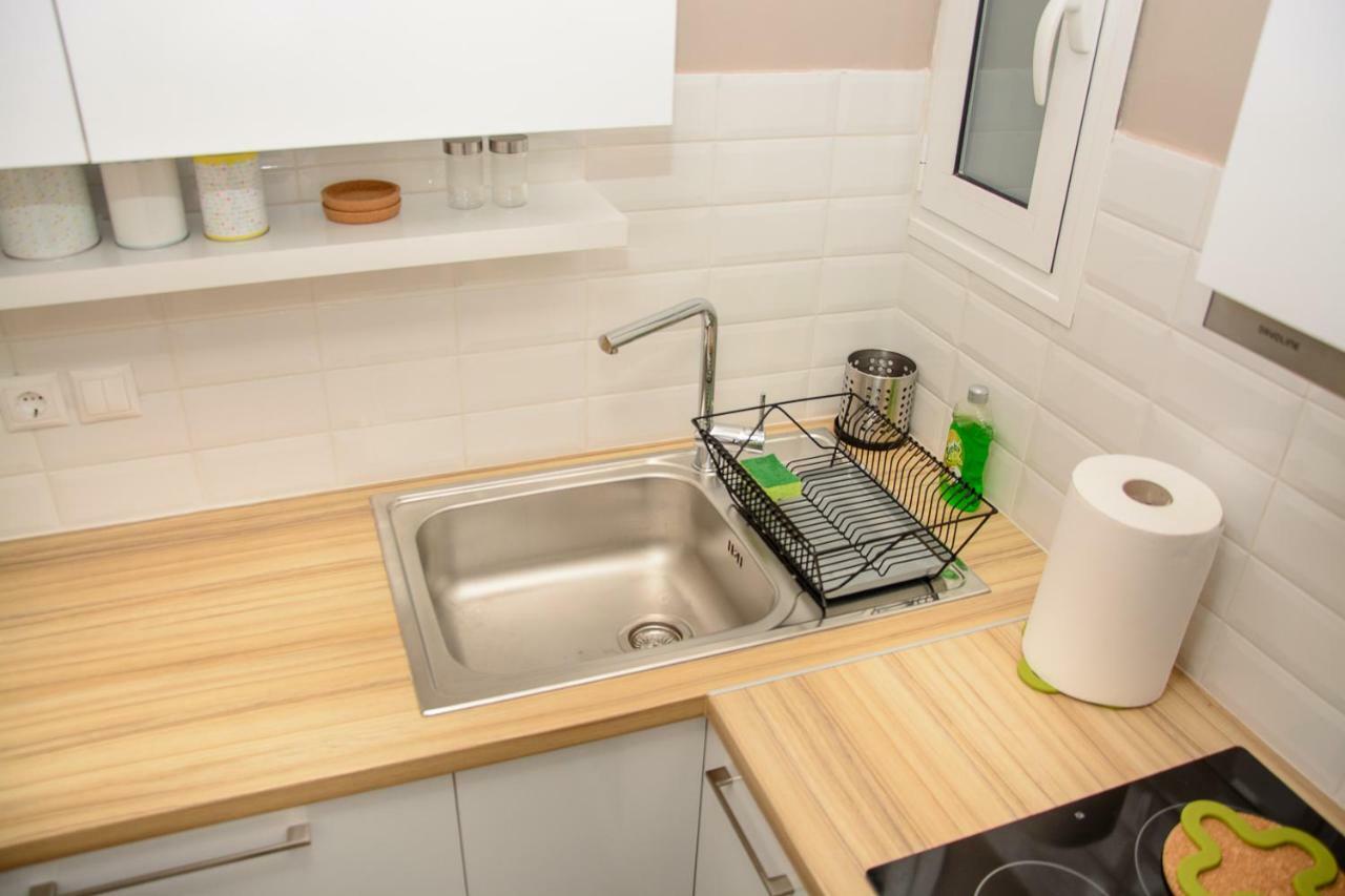 Fully Renovated And Relaxing Apartment Αθήνα Εξωτερικό φωτογραφία