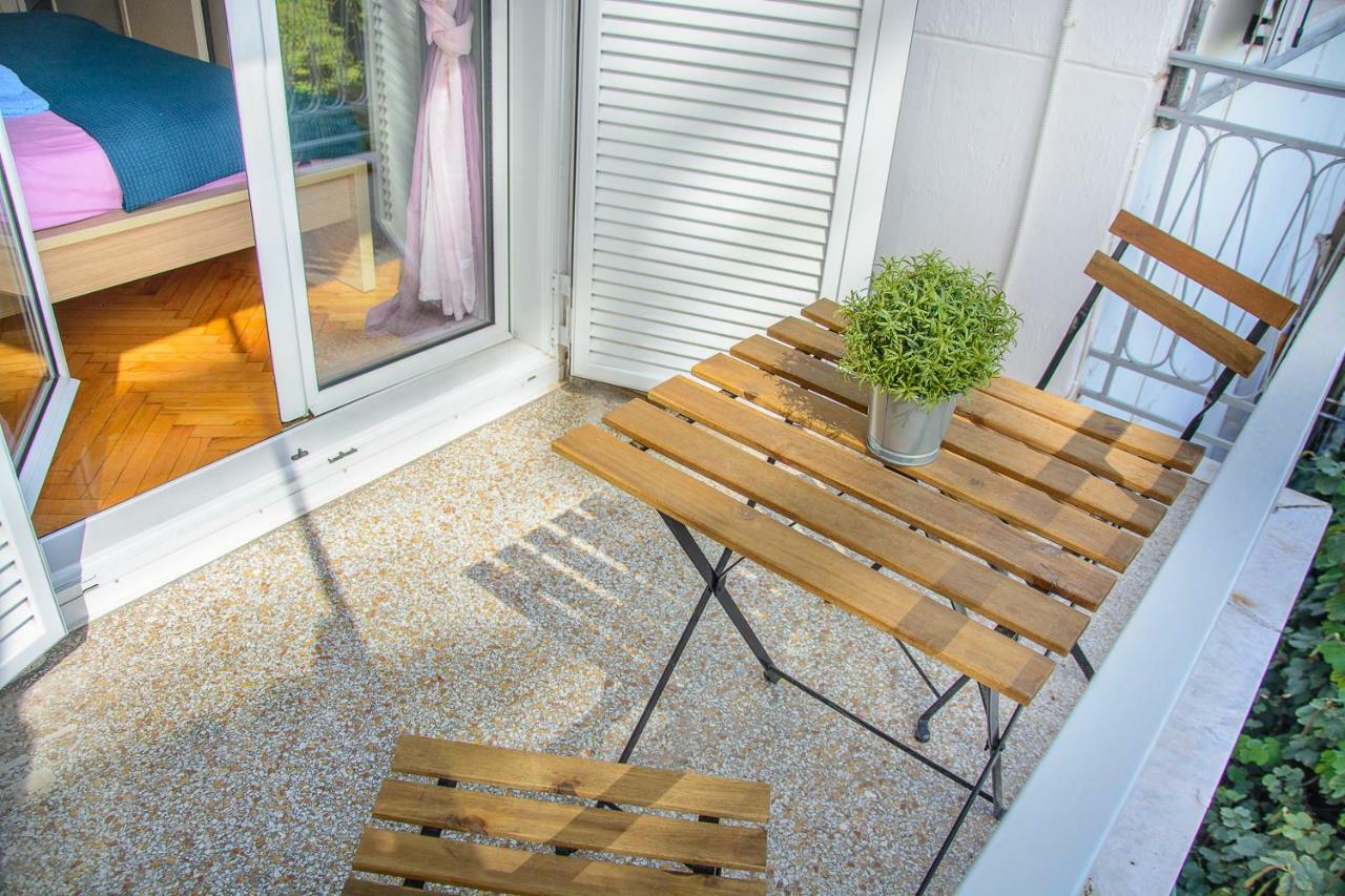 Fully Renovated And Relaxing Apartment Αθήνα Εξωτερικό φωτογραφία