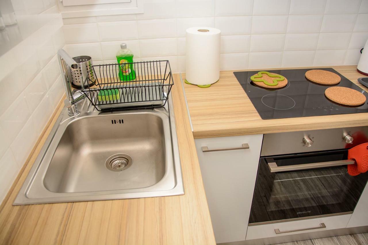 Fully Renovated And Relaxing Apartment Αθήνα Εξωτερικό φωτογραφία